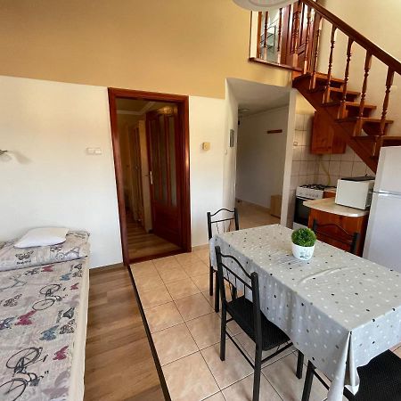 Hellasz Apartman Gyula Zewnętrze zdjęcie