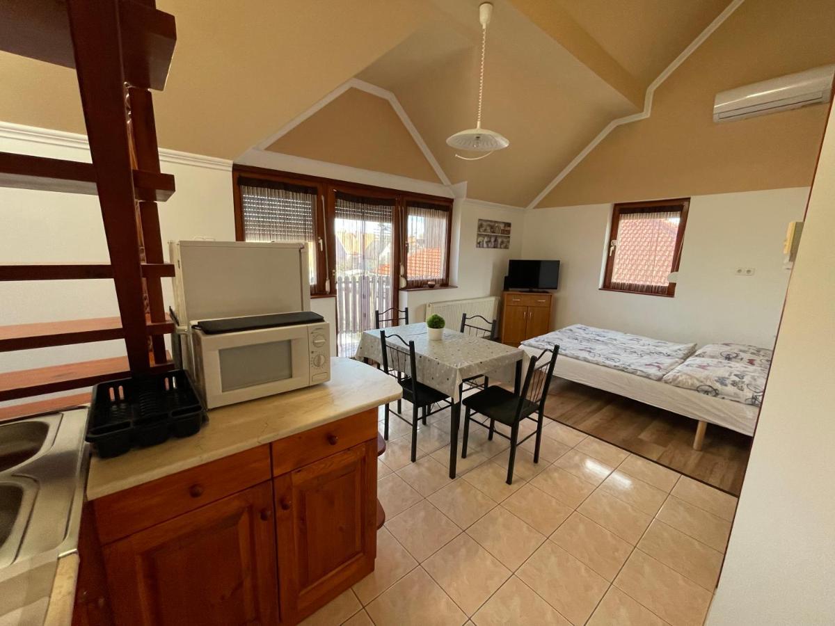 Hellasz Apartman Gyula Zewnętrze zdjęcie