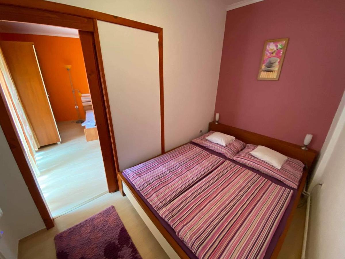 Hellasz Apartman Gyula Zewnętrze zdjęcie