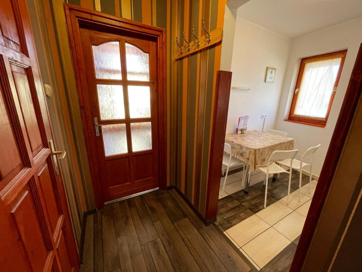 Hellasz Apartman Gyula Zewnętrze zdjęcie